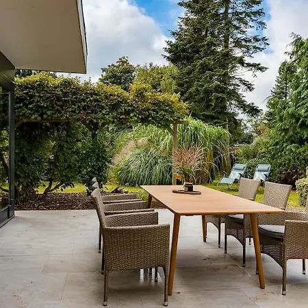 Haus Lavard Dom wakacyjny *